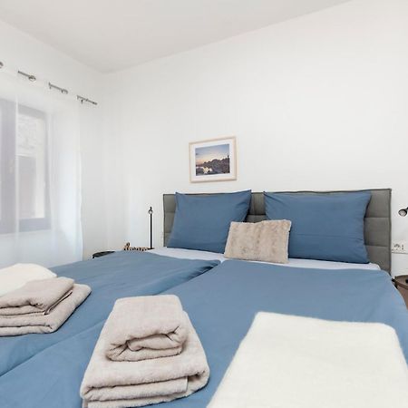 רוביני House Elisabeth - A Charming Old Town Property מראה חיצוני תמונה